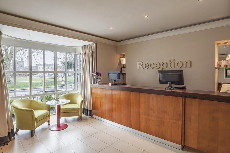 Skeffington Arms Hotel Hotel in Galway