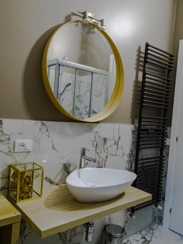 Suite 649 Bilocale con terrazzo Hotel in Modena