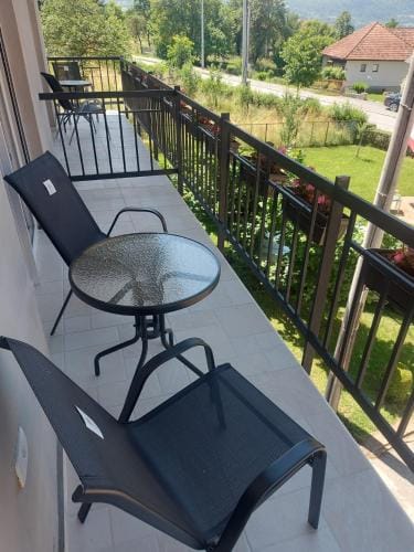 Rooms Lida & Friendly home Hotel in Montenegro