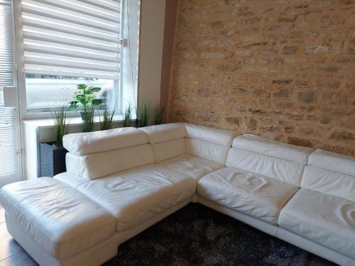 Appartement Bagnols - Les Meubles des Pierres Dorees Hotel in Auvergne-Rhône-Alpes