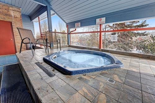 Blue River Escapade Hotel in Breckenridge
