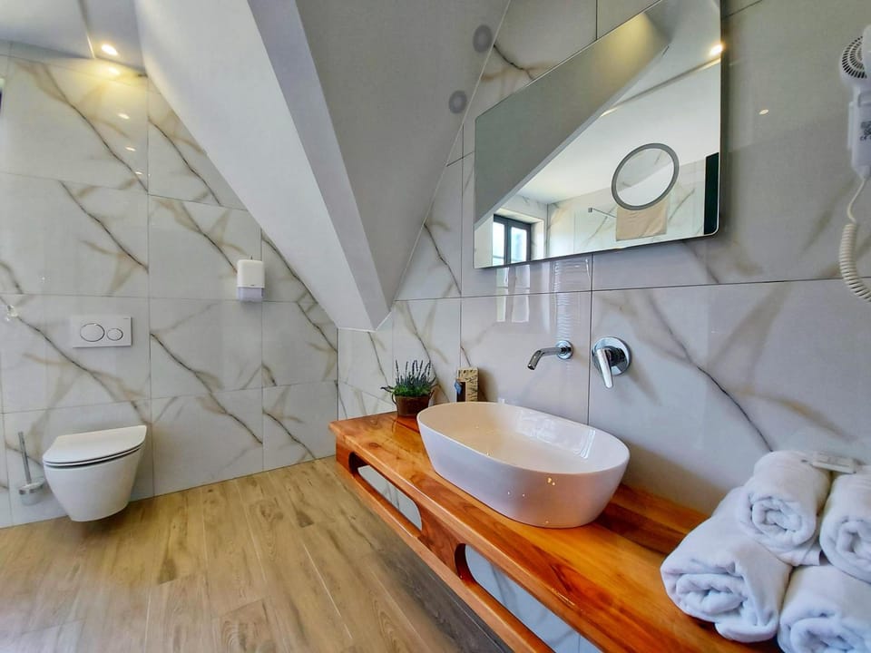 Etno Boutique Hotel in Jezerce