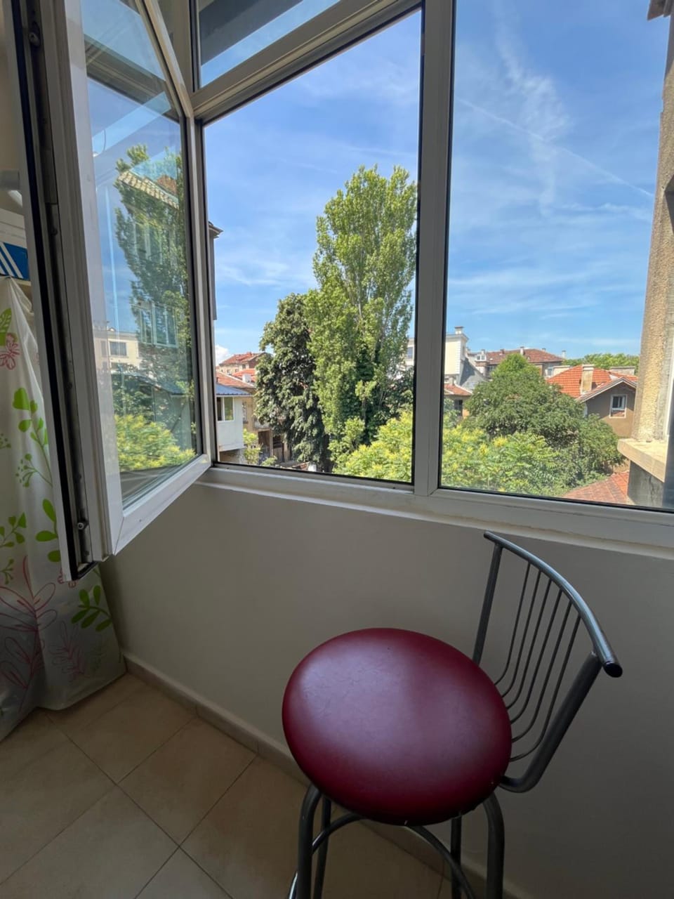 Elegance on a Budget - Rooms for Rent in Sofia Center Hostel in Sofia