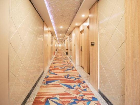 Qingmu Hotel (Hexian Xiaoshikouzhen Huai Commercial Street) Hotel in Nanjing