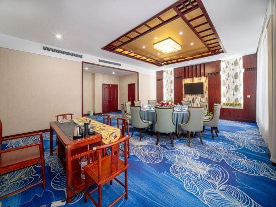 Quantai Hotel Hotel in China