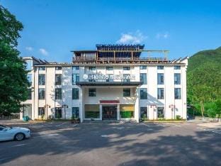 Changshuo Valley Waterfall Resort Hotel Hotel in Zhejiang