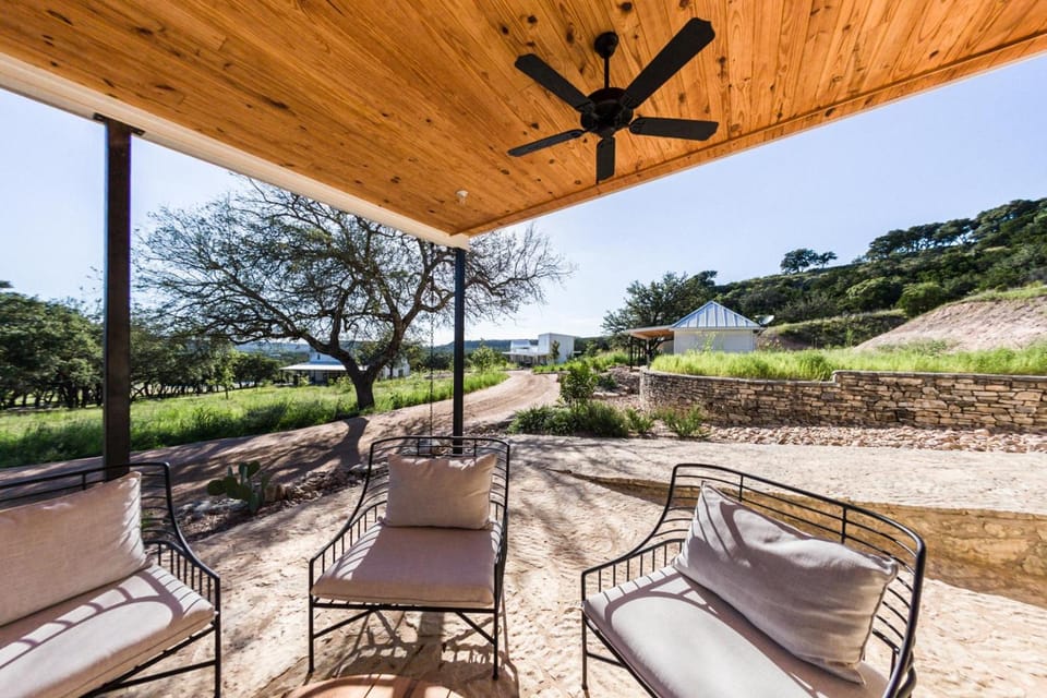 Contigo Ranch Fredericksburg Hotel in Rio Grande