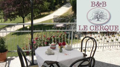B&B Le Cerque Hotel in Marche