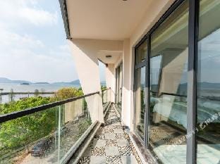 Minghujian Farmhouse Hotel in Zhejiang