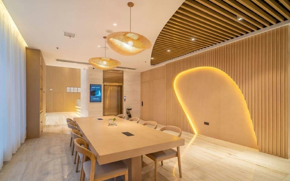 Deep Sleep Hotel (Xuzhou High-Speed Railway Station Dream Car New Energy Automobile Plaza) Hotel in Jiangsu