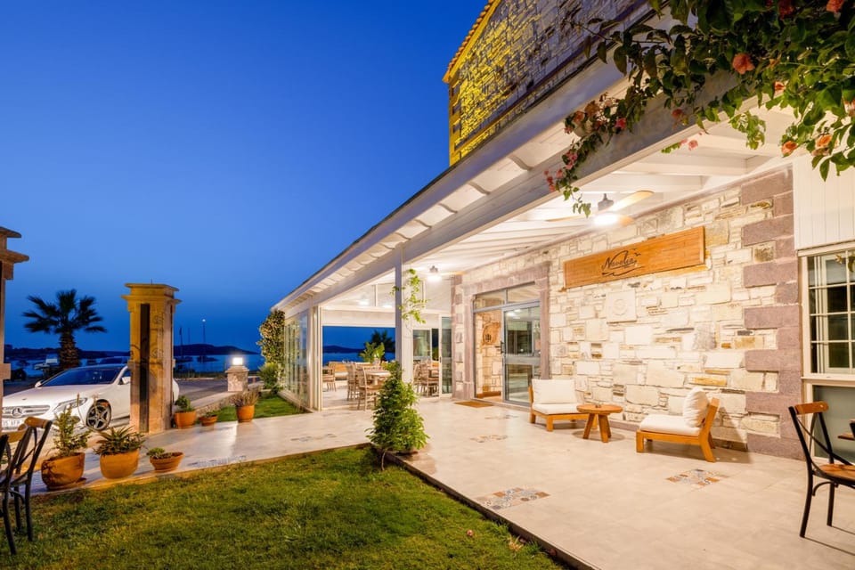 Navalia Hotel Hotel in İzmir Province