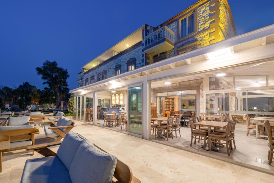 Navalia Hotel Hotel in İzmir Province