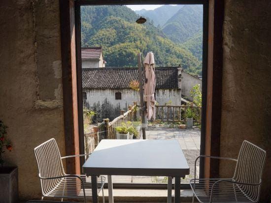 Xiaoyin Fanghua Guesthouse Hotel in Hangzhou