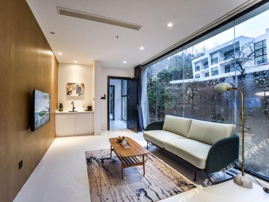 Guoyun Shanju Hostel Hotel in Hangzhou