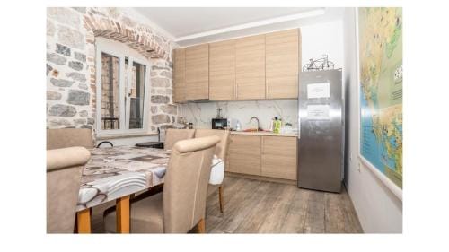 CENTRUM HOSTEL Hostel in Kotor