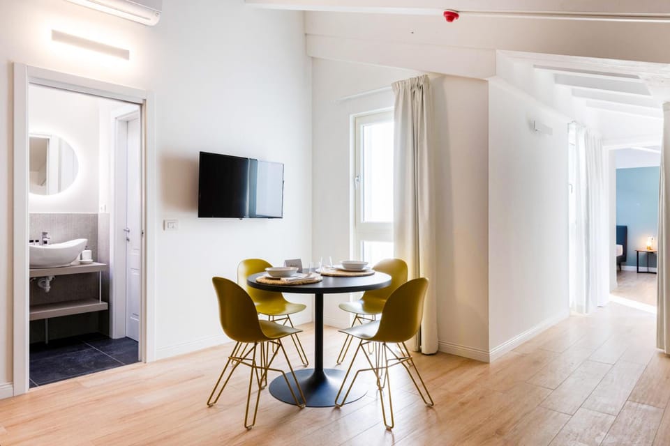 JOIVY Premium Apartments - Trieste Mazzini Hotel in Trieste