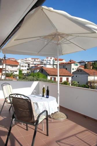 Apartments and rooms with parking space Hvar - 13161 Hotel in Hvar