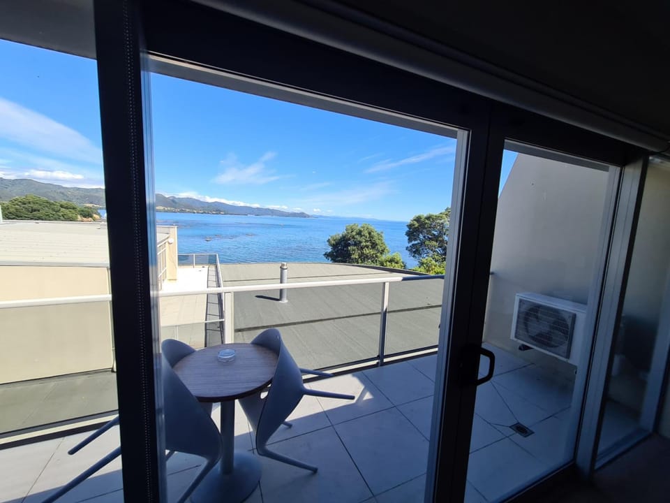 Te Kaha Beach Hotel Hotel in Bay Of Plenty