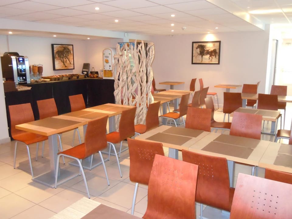 Sweet Home Appart'Hotel Deauville Sud Apartment hotel in Normandy