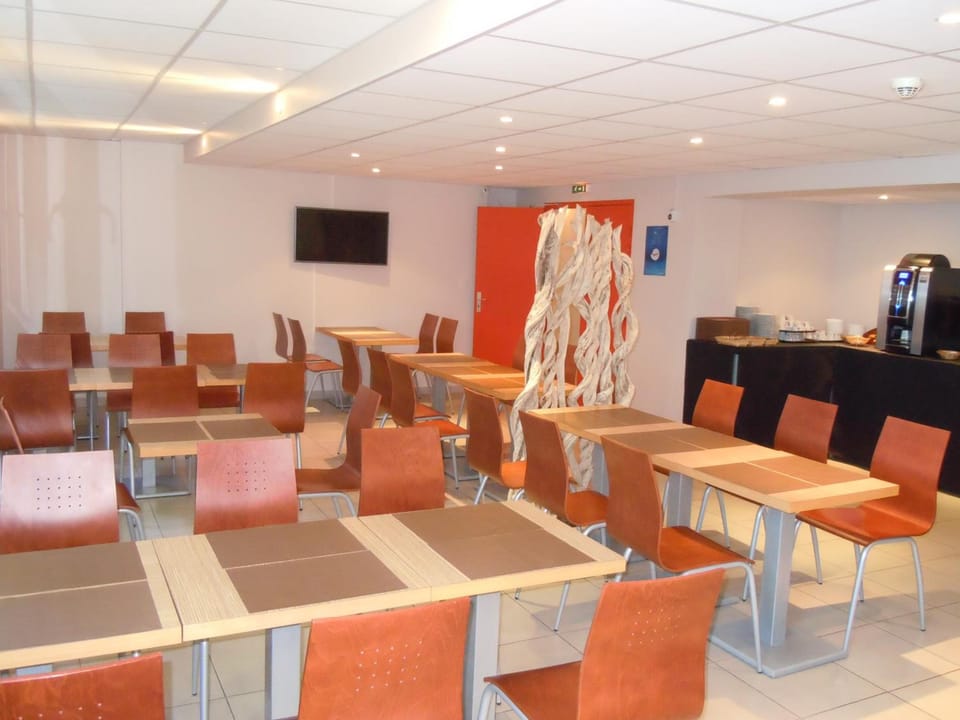 Sweet Home Appart'Hotel Deauville Sud Apartment hotel in Normandy