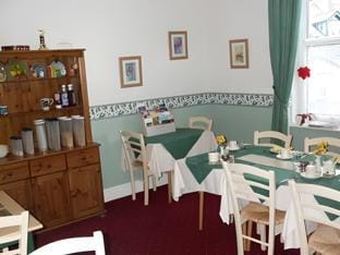 Dolly Waggon Guest House Hotel in Keswick