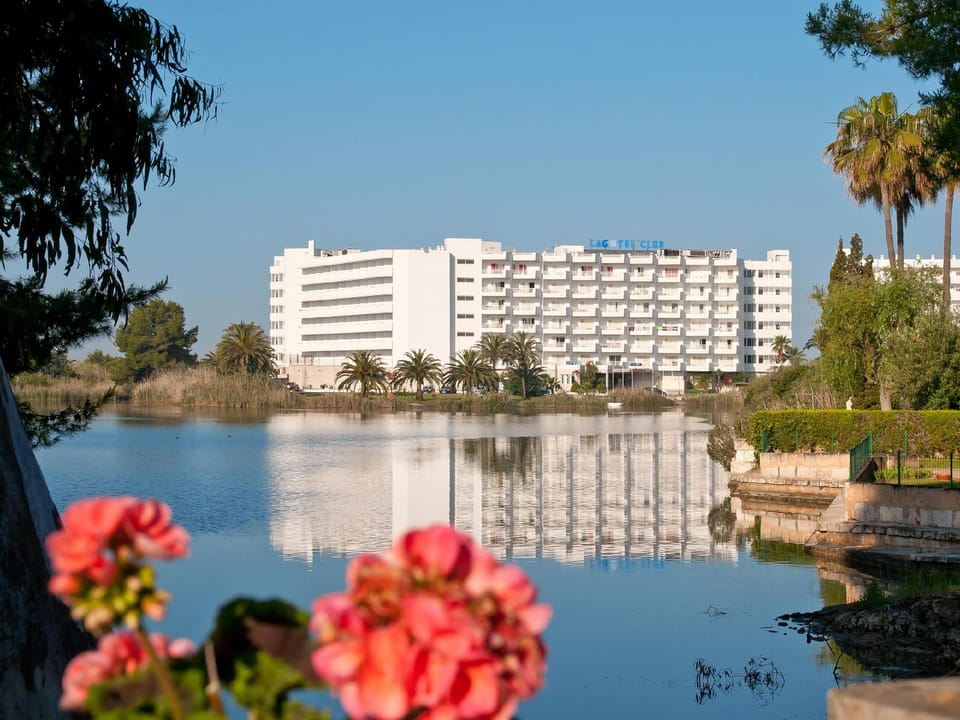 Eix Lagotel Apartamentos Apartment hotel in Pla de Mallorca