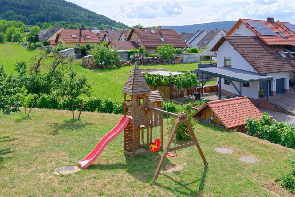 Main-Vinotel Weingut Helmstetter Hotel in Hesse