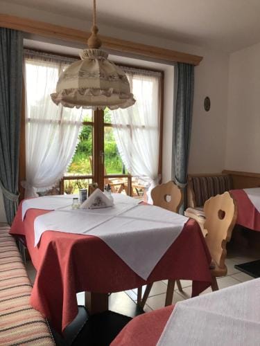 Gastehaus Schwarzlofer Hotel in Salzburgerland