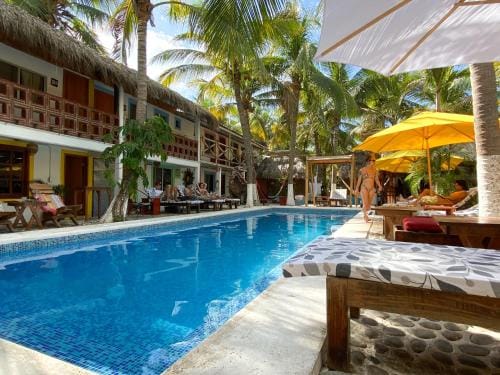 Frida Paradise Beach Hotel - Punta Zicatela Hotel in Brisas de Zicatela