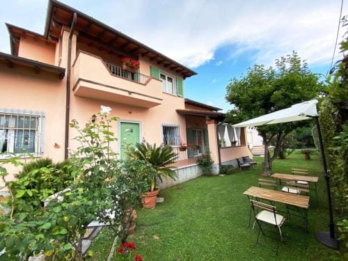 la madonnina Hotel in Pietrasanta