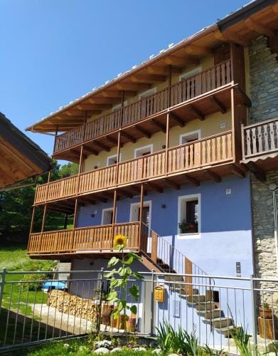 BeB LUCA76 Hotel in Aosta Valley, Italy