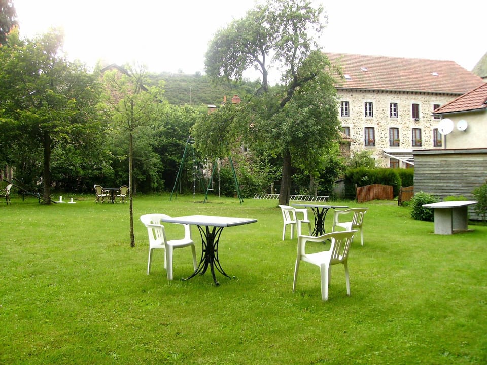 Logis Hotel Auberge de l'Allagnonette Hotel in Auvergne-Rhône-Alpes