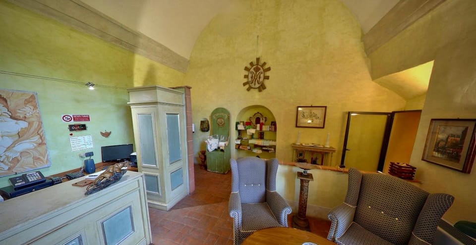 Monastero Le Grazie Hotel in Umbria