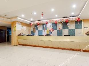 Hayan Light Hotel (Zhenjiang Innovation University Shop) Hotel in Jiangsu