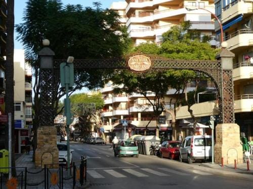 Habitacion independiente con Bano Hotel in Fuengirola