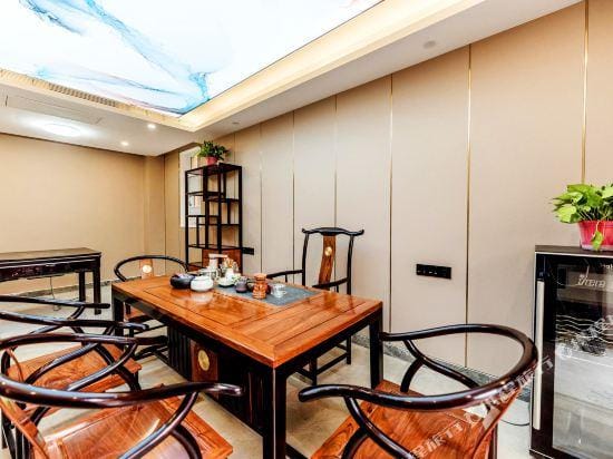 Mandi Holiday Hotel Hotel in Xian
