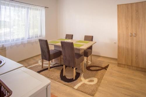 Apartmani ALBION Hotel in Montenegro