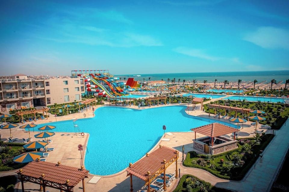 Hawaii Paradise Aqua Park Hotel in Hurghada