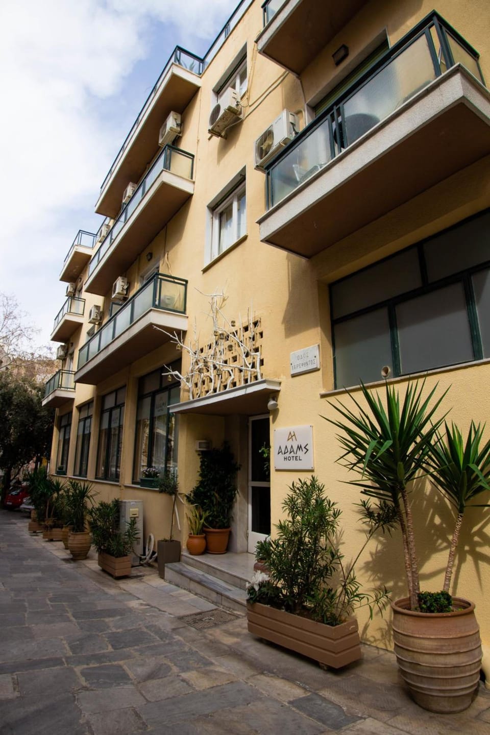 Adams Hotel Hotel in Plaka