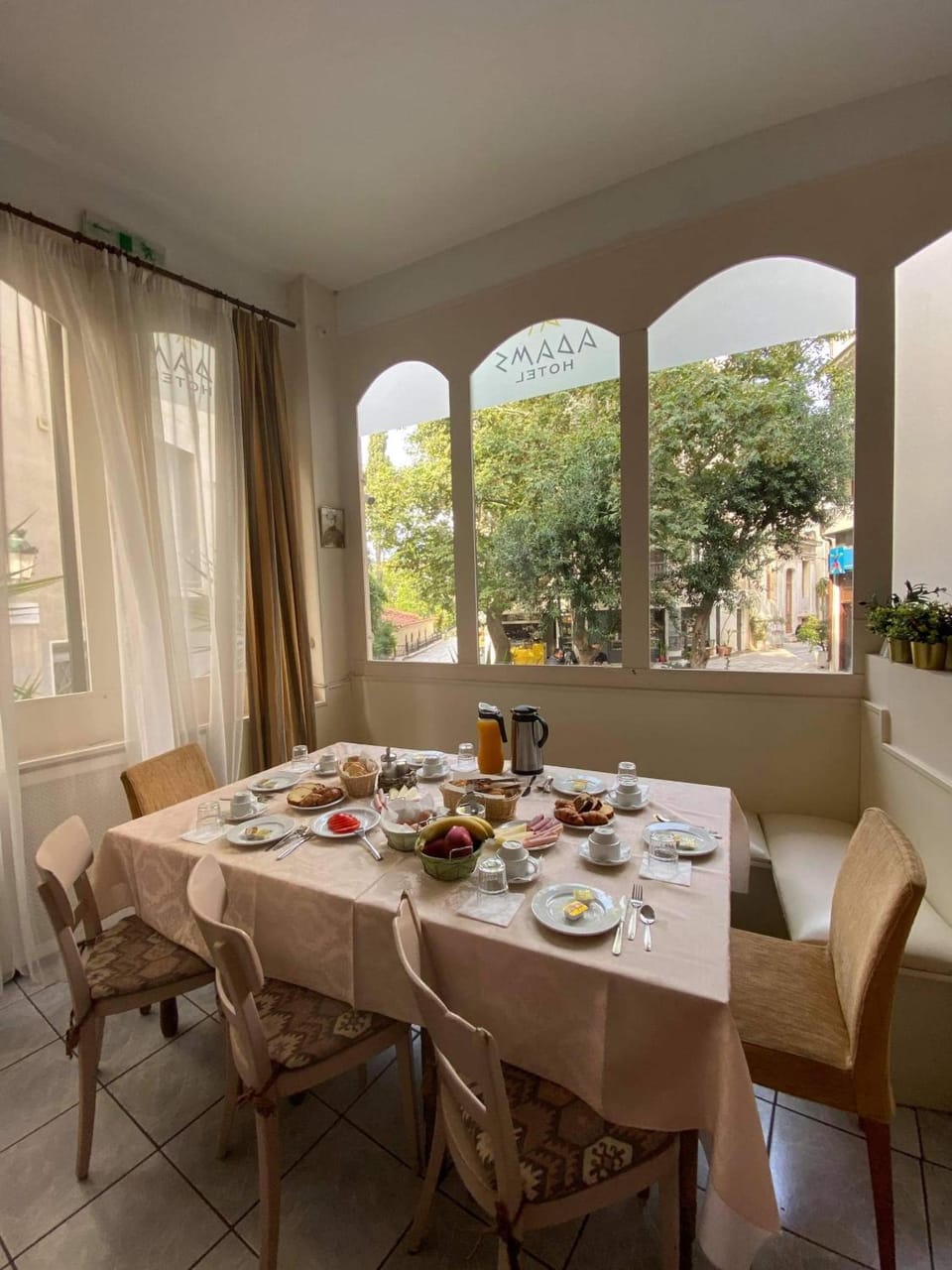 Adams Hotel Hotel in Plaka