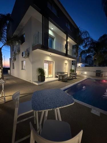 Valerian Palm Villas - Napa's Secret Escape Hotel in Protaras
