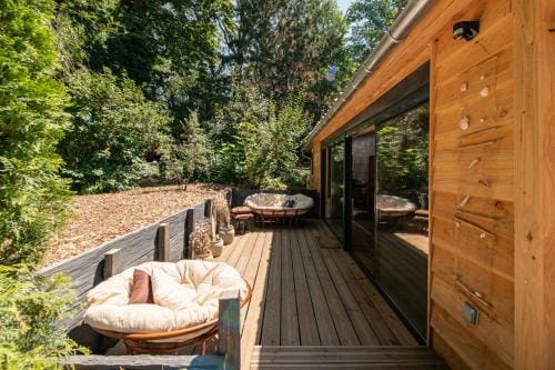 Gite insolite Domaine ForRest Loire Hotel in Auvergne-Rhône-Alpes