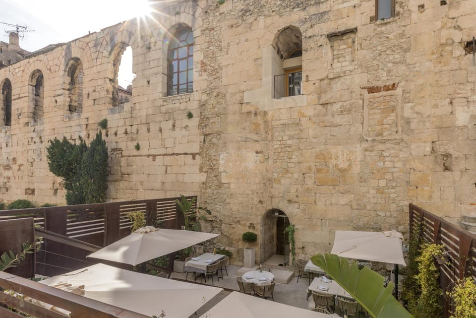 Leonis Restaurant & Rooms Hotel in Split