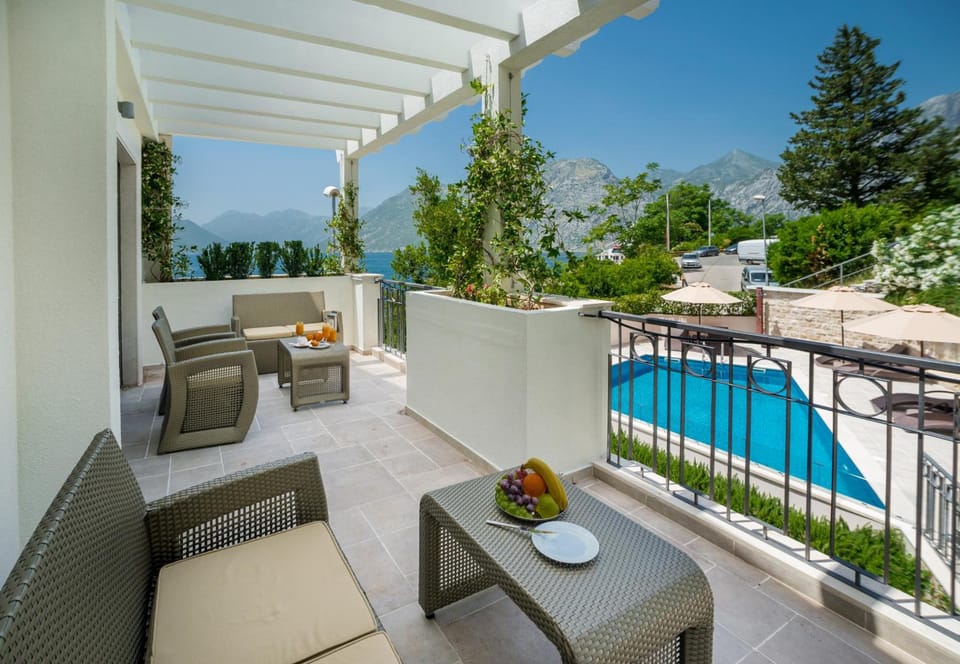 Hotel Palazzo del Mare - Essenza Hotel in Dobrota
