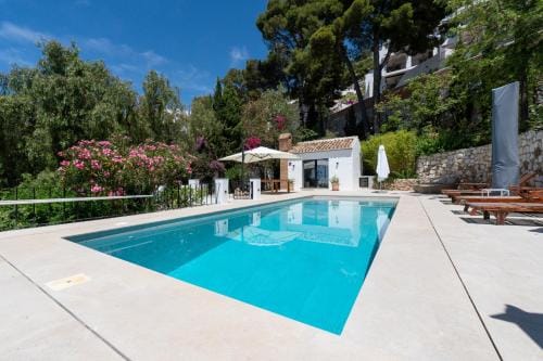 Villa Los Arcos - Panoramic Breathtaking Views Hotel in Mijas