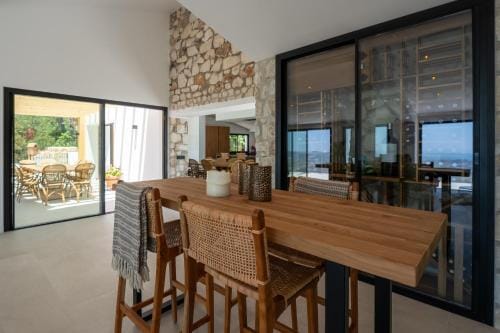 Villa Los Arcos - Panoramic Breathtaking Views Hotel in Mijas