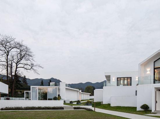 Mollin Room Dreams Art Resort Hotel in Hangzhou