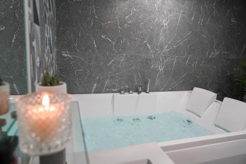 Kamaroporta Luxury Apartments Hotel in Larnaca District