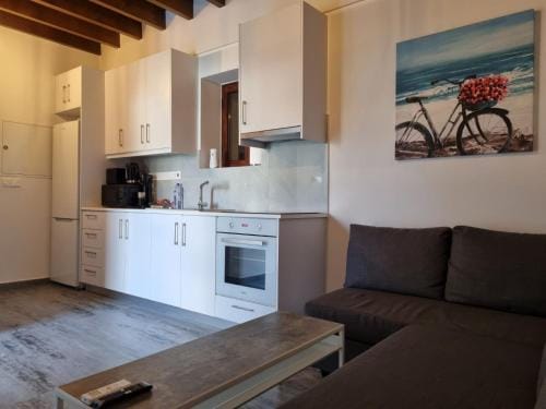 Kamaroporta Luxury Apartments Hotel in Larnaca District