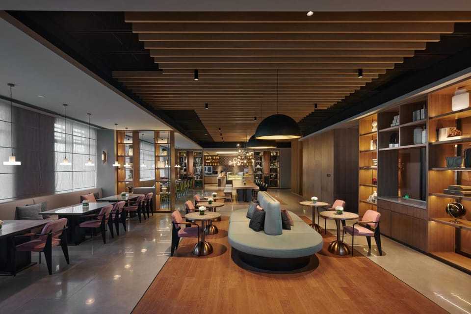 Maison New Century Hangzhou Zhejiang Travel Hotel in Hangzhou